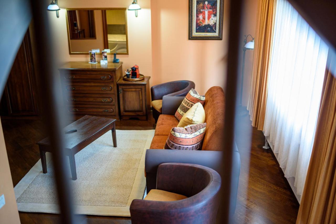 Boutique Hotel Casa Emil Poiana Brasov Ngoại thất bức ảnh